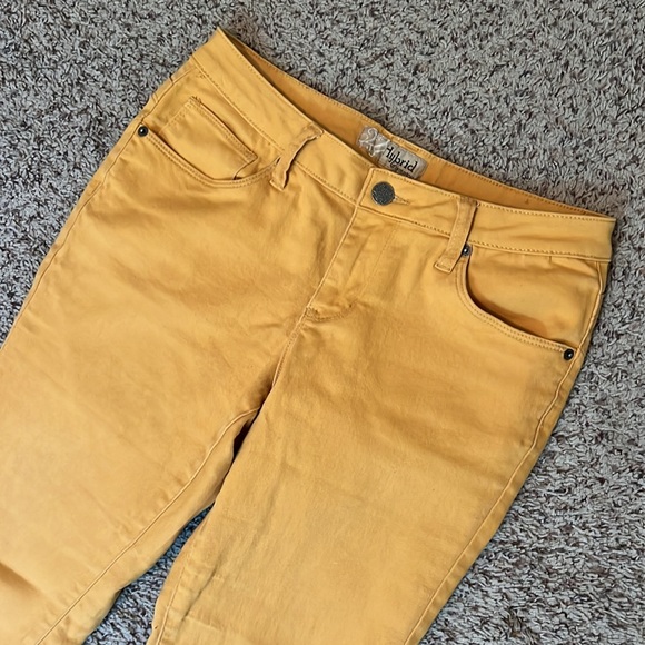 Hybrid & Company holders mustard yellow jeans Size 9 - Picture 2 of 4